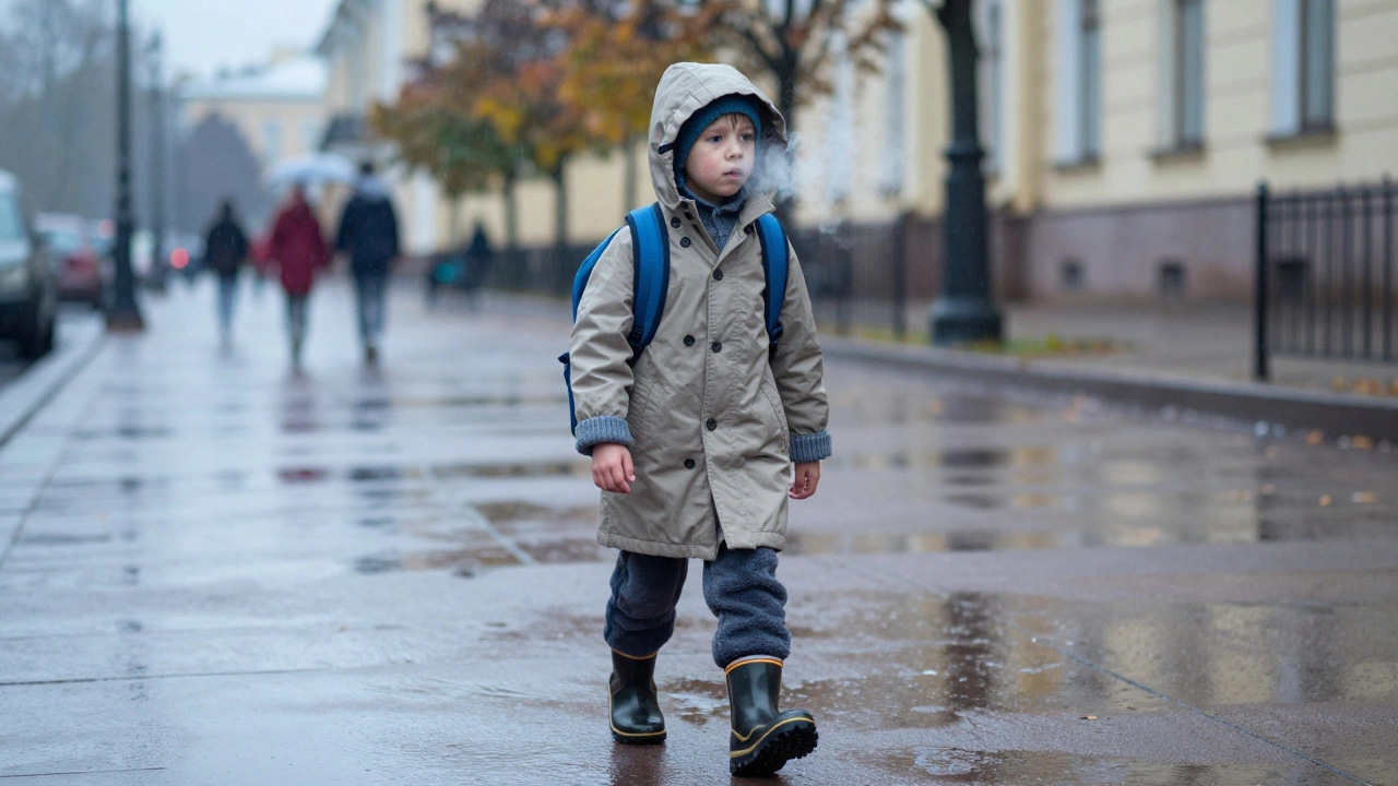 Какие вещи нужны детям на осень: полный список одежды для холодной погоды